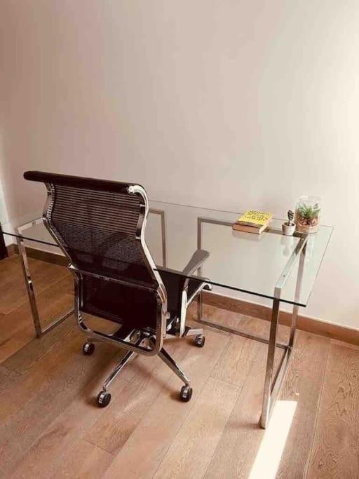 3 Bed 2 Bath Penthouse Hoxton Square With Terrace * Londra